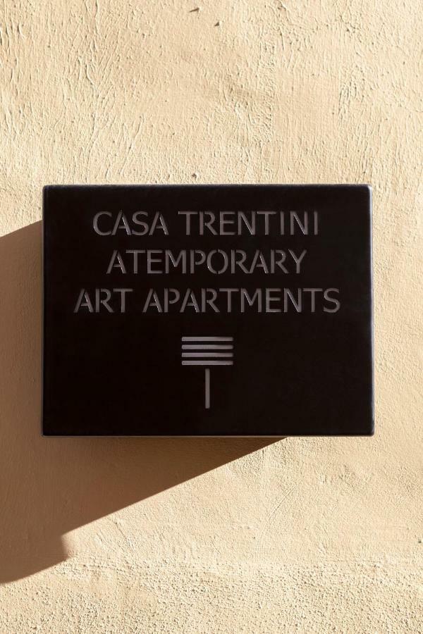 Casa Trentini - Atemporary Art Apartments เตรนโต ภายนอก รูปภาพ